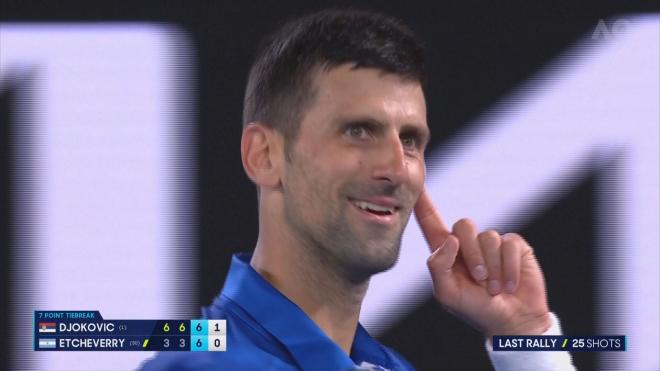 Djokovic se clasifica para octavos del Open de Australia con una exhibición