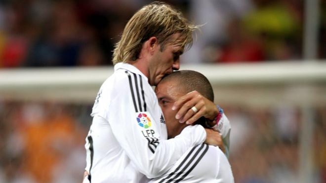 David Beckham y Ronaldo Nazario, en su etapa como jugadores del Real Madrid (Cordon Press)