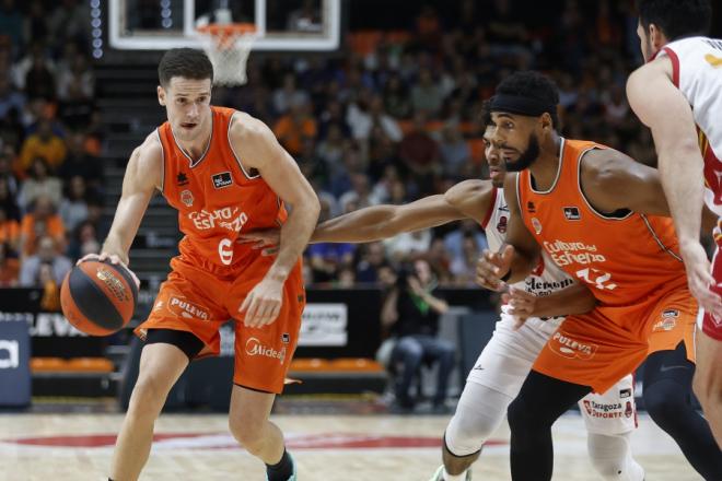 Valencia Basket quiere consolidar su mejora en la complicada pista del Casademont Zaragoza