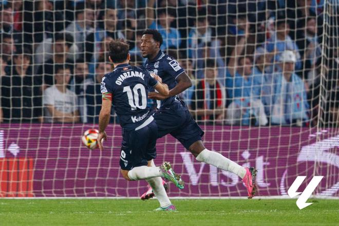 Celebración del gol de Sheraldo Becker en el Celta - Real Sociedad (Foto: LALIGA).