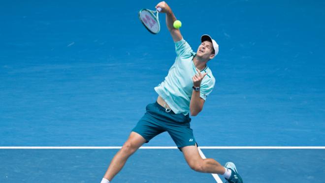Hubert Hurkacz en cuartos de final del Open de Australia frente a Medvedev (Fuente: Cordon Press)