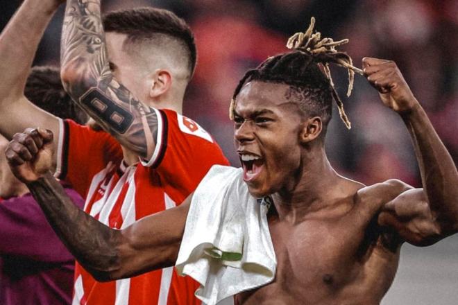 Nico Williams luce músculos ante el Barça, en Copa, en San Mamés (Foto: Athletic Club).