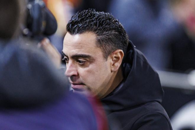 Xavi Hernández, en el banquillo del Barça (Cordon Press)