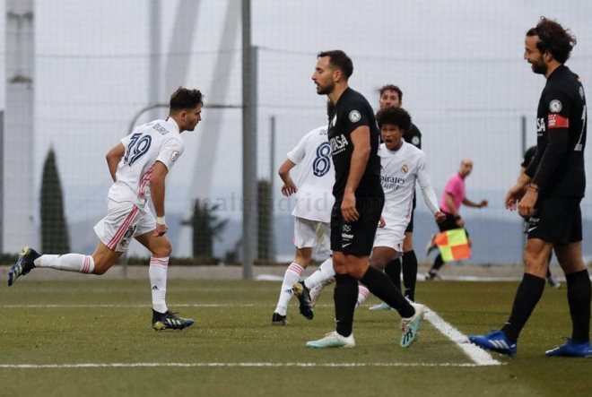 Hugo Duro y Peter Fererico celebran un gol con el RM Castilla (Foto: Instagram @hugoduro10).