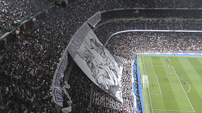 El tifo del Real Madrid se rompió antes del comienzo del partido