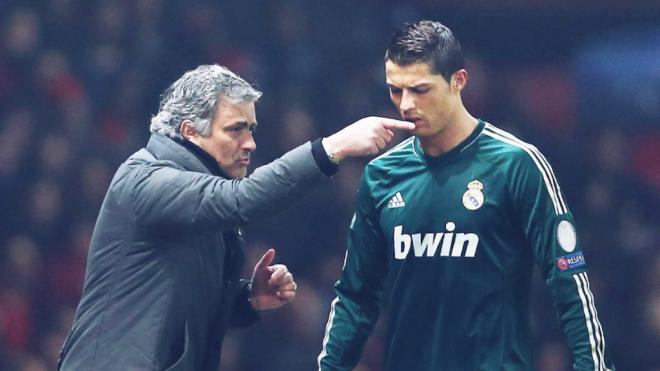 Jose Mourinho con Cristiano Ronaldo cuando era entrenador del Real Madrid (Fuente: RR.SS)