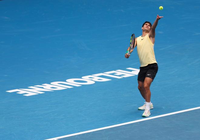 Carlos Alcaraz durante el torneo de Melbourne. (Fuente: Cordon Press)