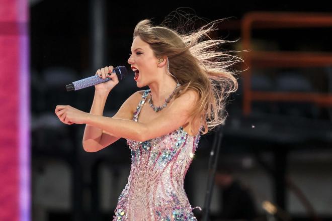 Taylor Swift, durante un concierto en Chicago en 2023
