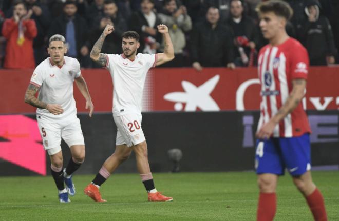 Isaac Romero celebra su gol al Atlético (Foto: Kiko Hurtado)