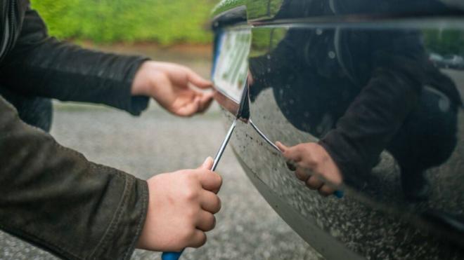 La DGT plantea un nuevo formato para las matrículas de coches