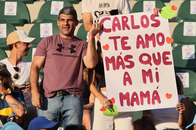 Fans de Carlos Alcaraz en el Argentina Open (Foto: EFE).
