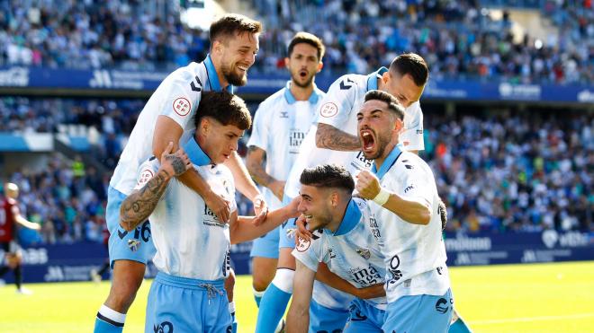 El Málaga Club de Fútbol festeja un gol con el rugir de La Rosaleda. (MCF)