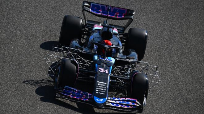 Esteban Ocon, en los test de Bahréin (Foto: F1).