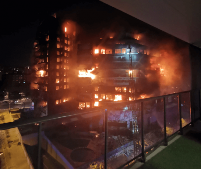 Imagen de los edificios afectados por el incendio de Valencia