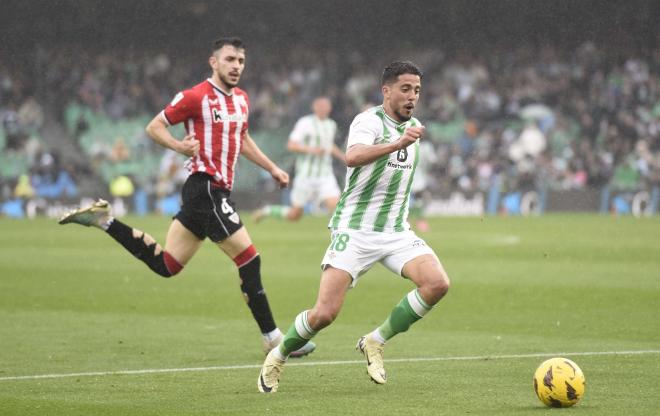 Pablo Fornals ante el Athletic (Foto: Kiko Hurtado)