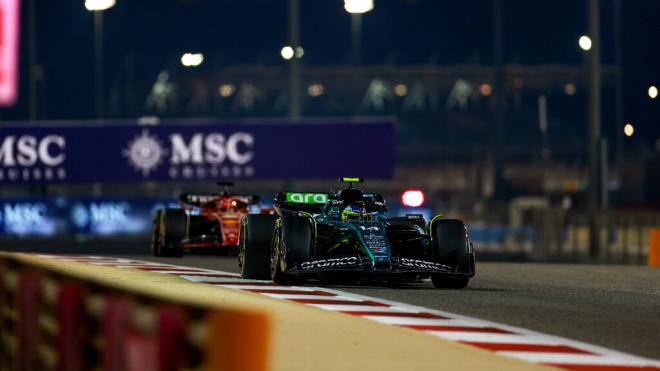 Fernando Alonso, en los test de Bahréin (Foto: Cordon Press).