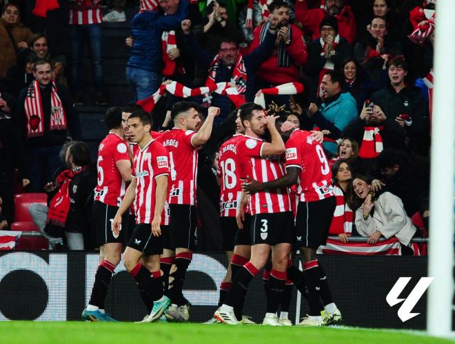 Los jugadores del Athletic celebran el gol de Iñaki Williams (Foto: LALIGA).