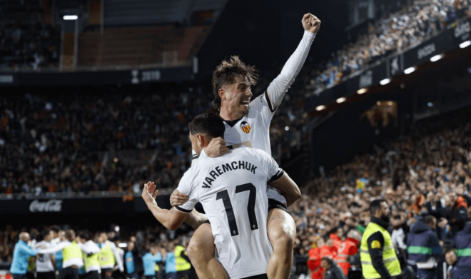 Gol de Roman Yaremchuk al Real Madrid (Foto: Valencia CF).