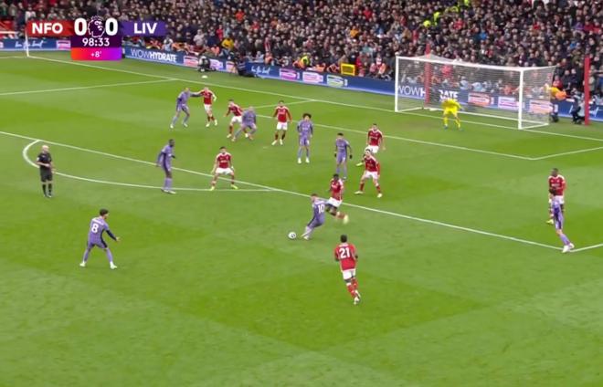 El gol de Darwin Nuñez en el minuto 99 del Nottingham-Liverpool.