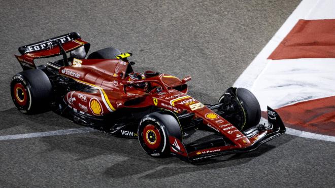 Carlos Sainz, en el GP de Bahréin (Foto: Cordon Press).