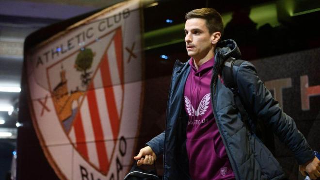 Ruiz de Galarreta llega a San Mamés en el autobús del equipo (Foto: Athletic Club).