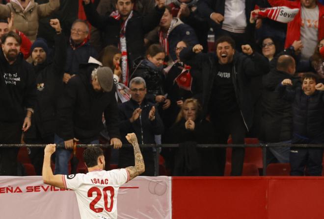 Celebración del gol de Isaac Romero ante el Girona (Foto: LALIGA).