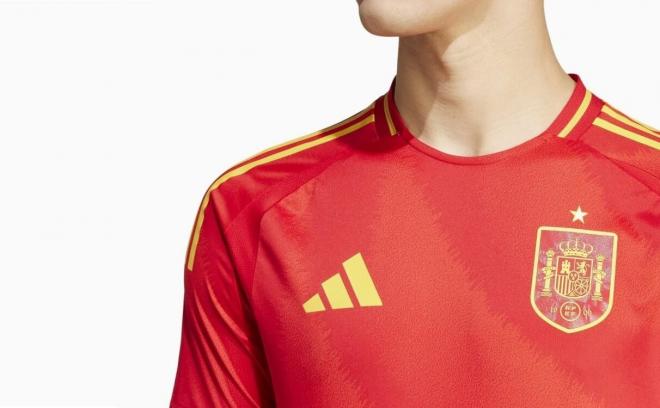 La camiseta de España para la Eurocopa 2024 (Foto: Footy Headlines).