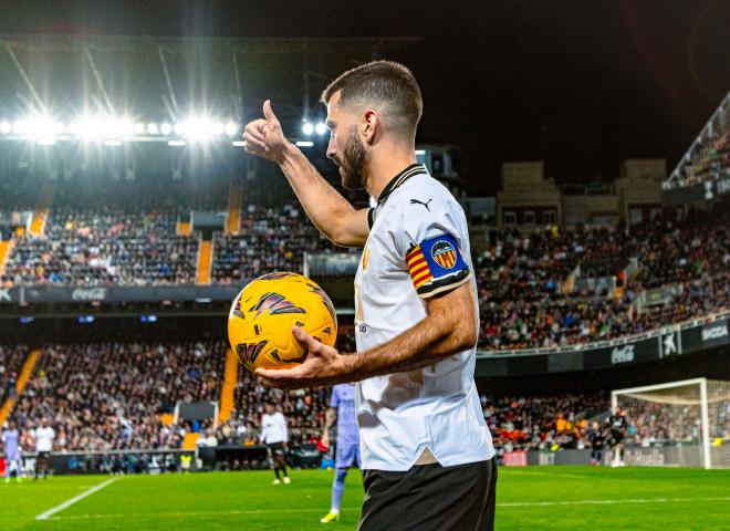 José Gayà, la gran baja de la convocatoria del Valencia CF.