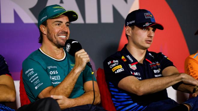 Fernando Alonso y Max Verstappen, en el GP de Bahréin (Foto: Cordon Press).