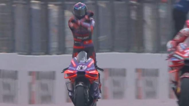 Jorge Martín celebrando a lo Cristiano su triunfo en Portugal (Captura de @MotoGP)