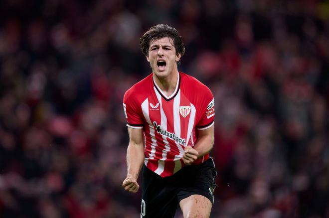 Unai Gómez celebra un gol (Foto: Cordon Press)