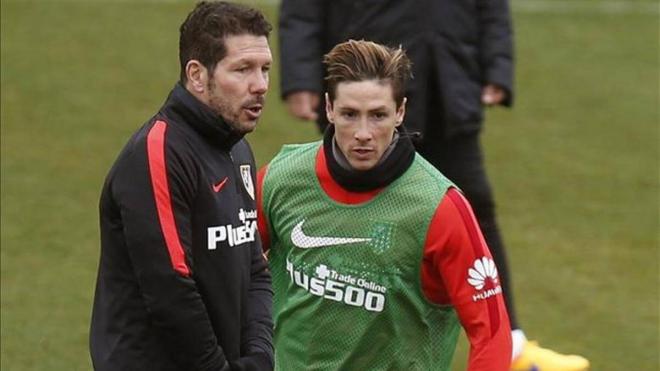 Fernando Torres y Simeone, en una sesión del Atlético (Foto: Archivo EFE).