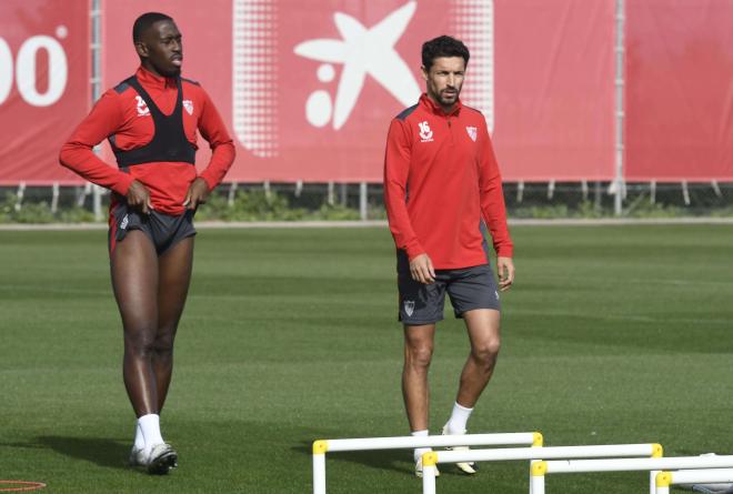 Soumaré y Jesús Navas, en el entrenamiento (Foto: Kiko Hurtado)