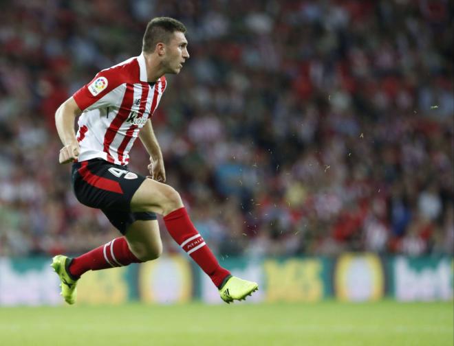 Aymeric Laporte en un partido con el Athletic (Foto: Cordon Press)