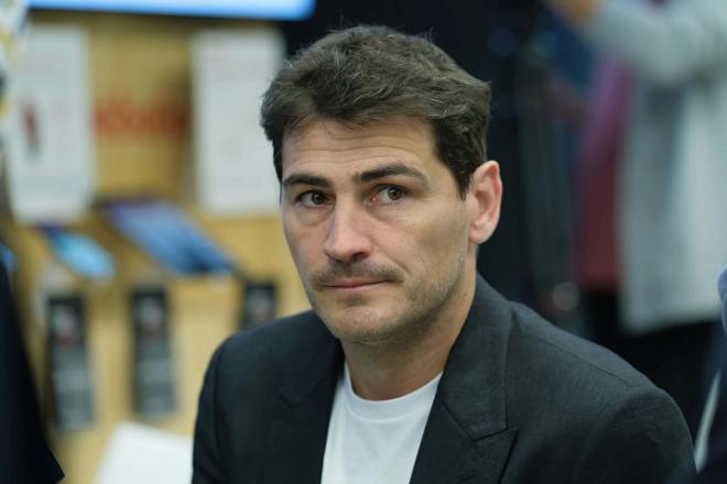 Iker Casillas, en un acto (FOTO: Cordón Press).