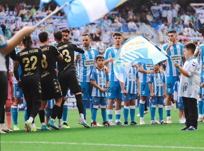 El Ceuta-Málaga del 120 aniversario del fútbol en la ciudad. (Foto: AD Ceuta)