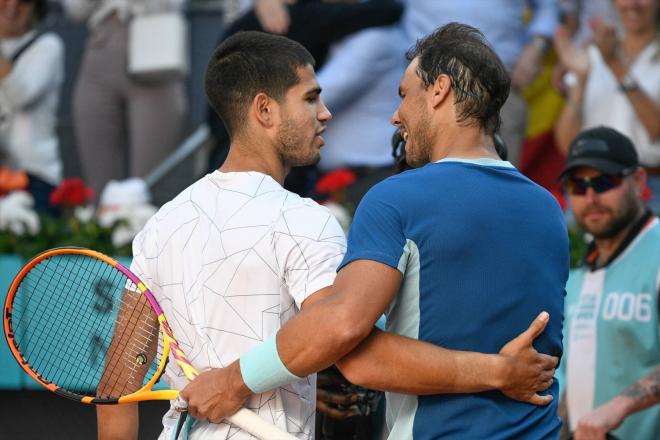 Carlos Alcaraz y Rafa Nadal en el Mutua Madrid Open (Foto: Europa Press)
