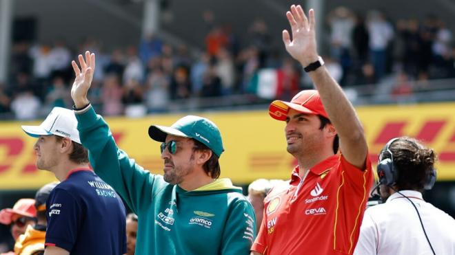 Fernando Alonso y Carlos Sainz, en el GP de Japón (Europa Press)