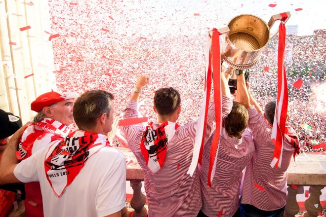 El Athletic Club celebra su título de Copa en abril de 2024.