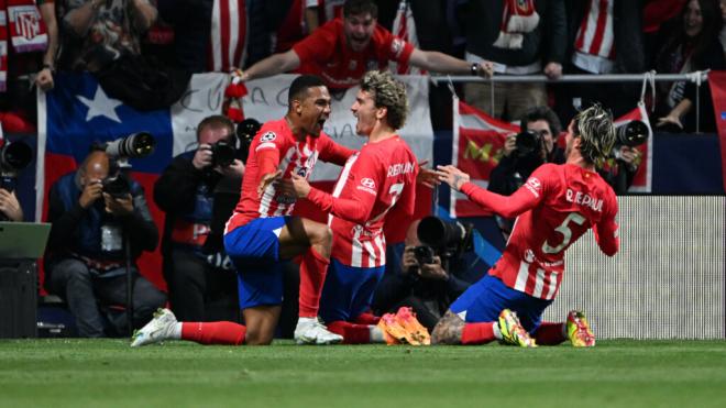 El Atlético de Madrid celebra uno de sus goles ante el Dortmund (Europa Press)