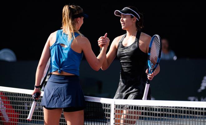 Garbiñe Muguruza y Paula Badosa en el enfrentamiento en el WTA Masters (Foto: Europa Press)