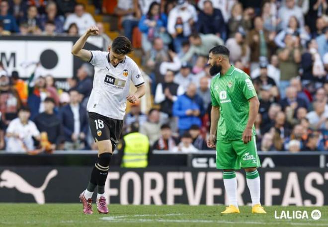 Pepelu celebra su gol ante el Real Betis.