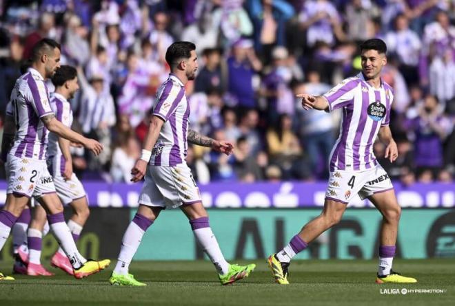 Meseguer celebra su gol ante el Huesca (Foto: LALIGA Hypermotion).