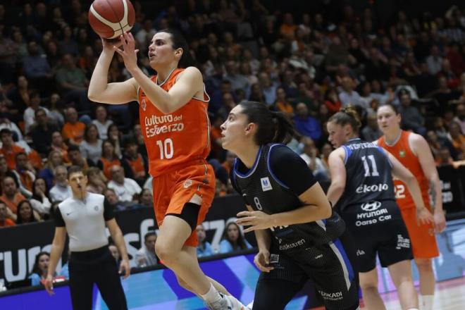 Valencia Basket ya está en semifinales tras ganar al IDK Euskotren