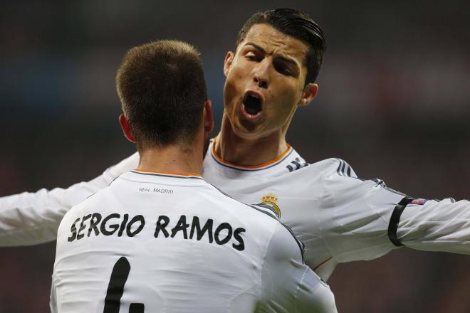 Sergio Ramos y Cristiano Ronaldo celebran un gol (Foto: Cordon Press)