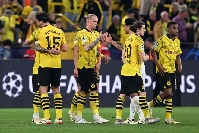 El Borussia Dortmund celebrando la victoria ante el PSG en semifinales de Champions (Foto: Cordon Press).