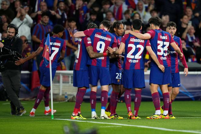 Los jugadores del Barça celebrando un gol en la Champions League (Foto: Cordon Press).