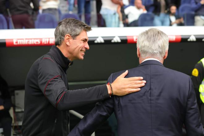 Pellegrino, saludando a Ancelotti (Foto: Cádiz CF).