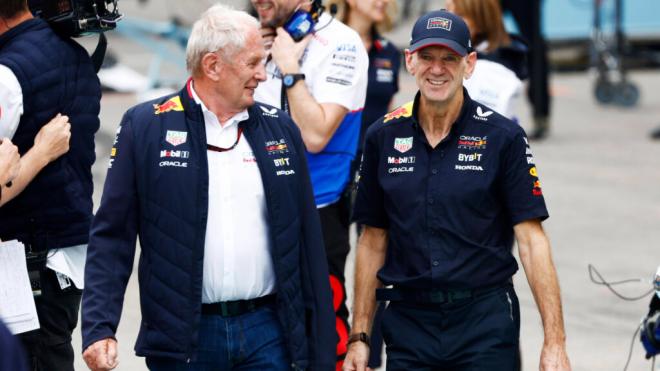 Adrian Newey y Helmut Marko, en el GP de Suzuka (Foto: Cordon Press).