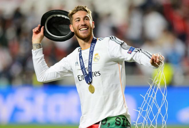 Sergio Ramos celebra la Champions de 2014 con el Real Madrid (Foto: Cordon Press).